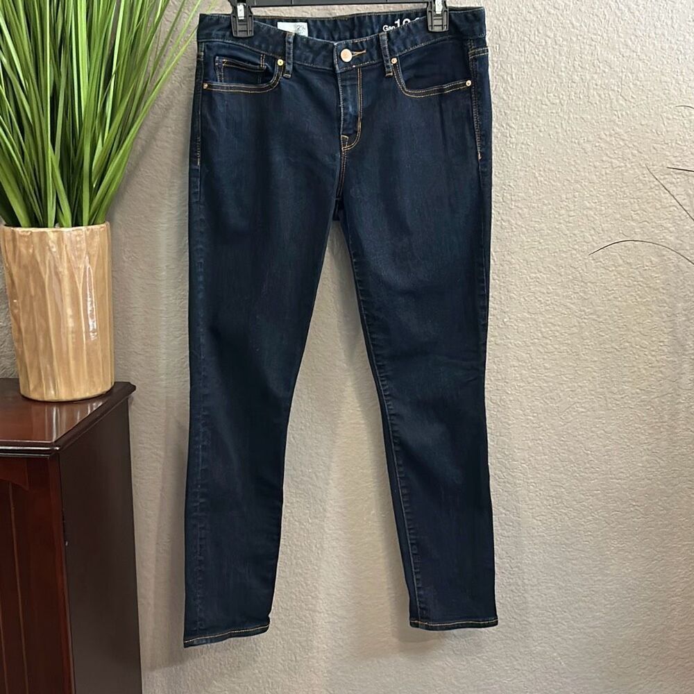 B6/5 Gap, 1969 always skinny blue jeans size 29S